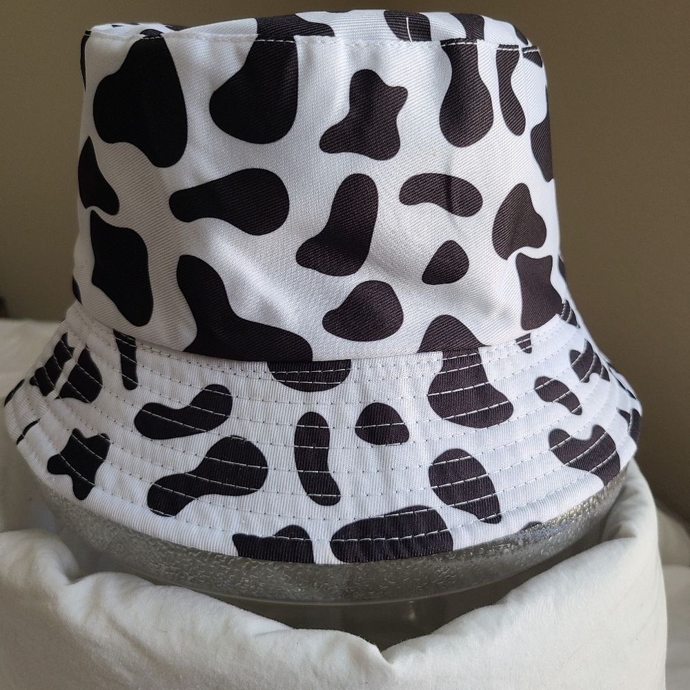 Bucket Hat - Reversible Solid Black / Black & White Cow Print